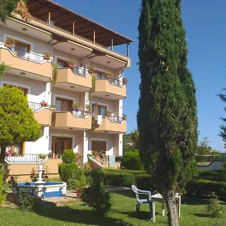 Oda ve Kahvaltı & Herges *