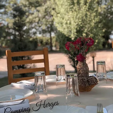 Oda ve Kahvaltı & Herges