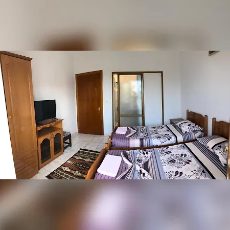 & Herges Oda ve Kahvaltı *