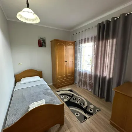 & Herges Bed & Breakfast