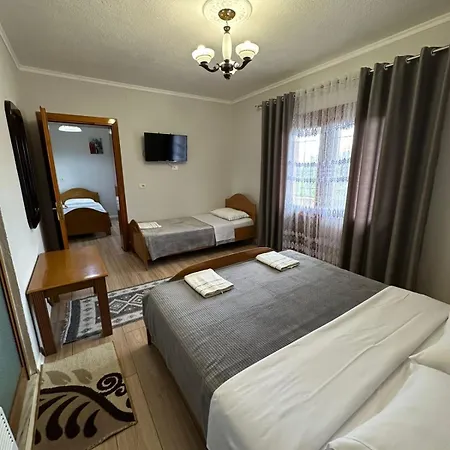 & Herges Bed & Breakfast Udenisht
